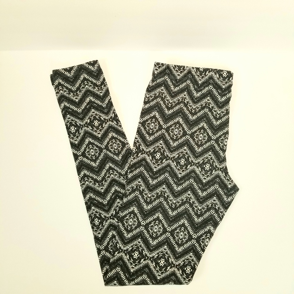 Mossimo Patterned Leggings
